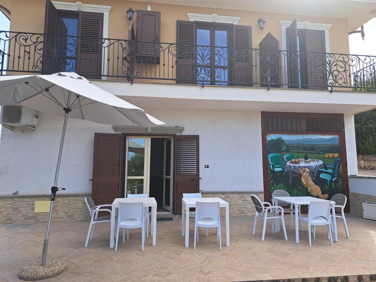 B&B Villa Mery Mileto Экстерьер фото