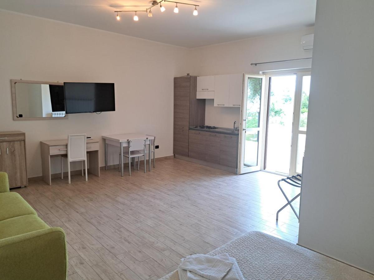 B&B Villa Mery Mileto Экстерьер фото