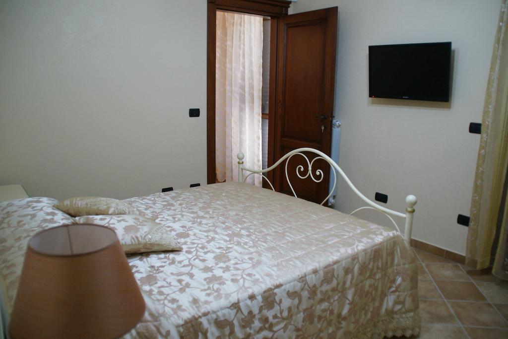 B&B Villa Mery Mileto Экстерьер фото